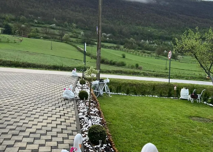 Demirovic Apartmán *